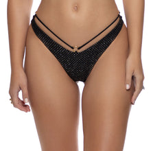 Black-L835-J22-001