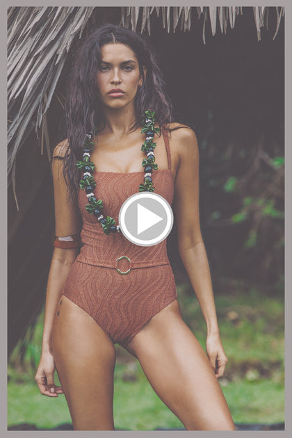 MUSE GLOW - Square Neck One Piece  • Brown