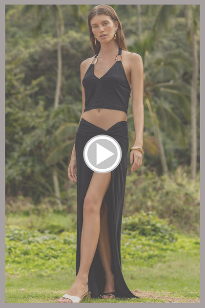 FEMME ALLURE - Rings Halter Crop Top & Twist Front Skirt • Black