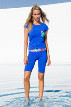 GORGEOUS CHAOS - Cutout Back T Shirt & Mixed Waistband Capri Legging • Multicolor