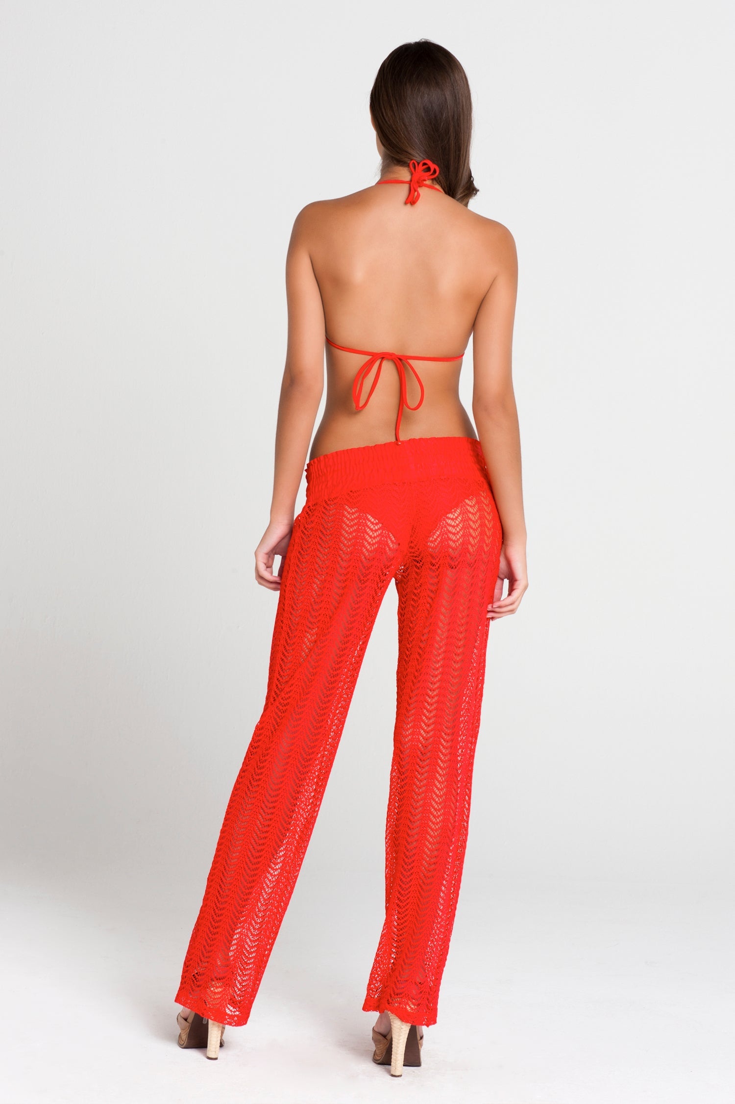 PASION Y ARENA - Molded Push Up Bandeau Halter Top & Poolside Pants • Luli Red