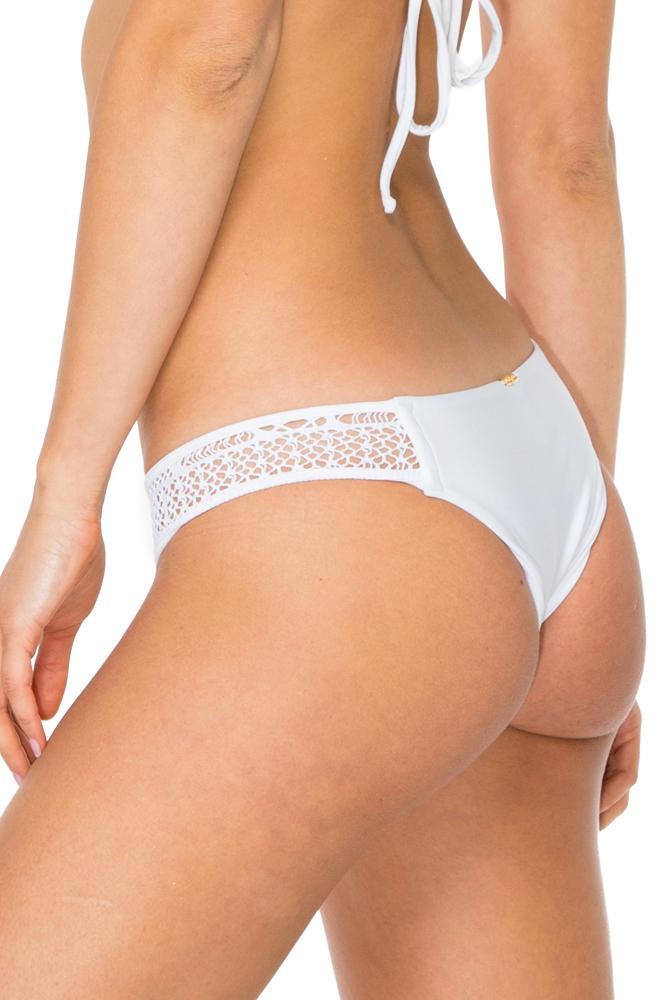 EL CARNAVAL - Triangle Top & Moderate Bottom • White