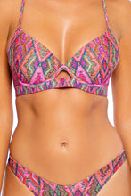 VAMOS A CABOS - Underwire Top & High Leg Bottom • Multicolor