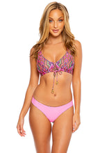 VAMOS A CABOS - Lace Up Bralette & Seamless Wavey Ruched Back Bottom • Multicolor