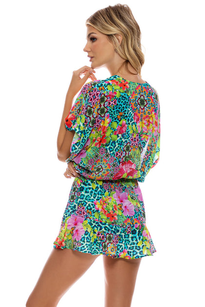 LULI ISLAND - Playera V Neck Ruffle Dress • Multicolor