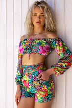 LULI ISLAND - Crop Top & Shorts • Multicolor