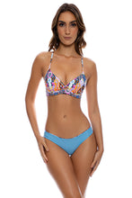 MARACUYA KISSES - Underwire Top & Seamless Wavy Ruched Back Bottom • Multicolor