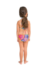 BAJO UN MISMO SOL - Wavey Triangle Top Ruched Back Bikini • Multicolor