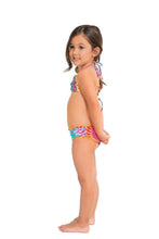 BAJO UN MISMO SOL - Wavey Triangle Top Ruched Back Bikini • Multicolor